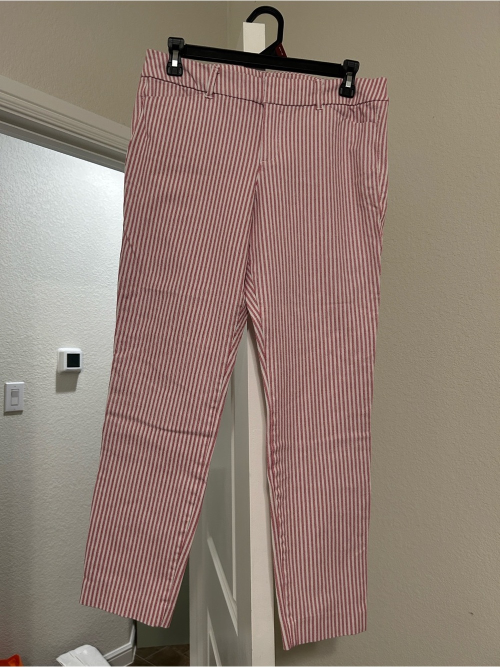 Women’s Pink and White Striped Old Navy Pixie pants Mid-Rise